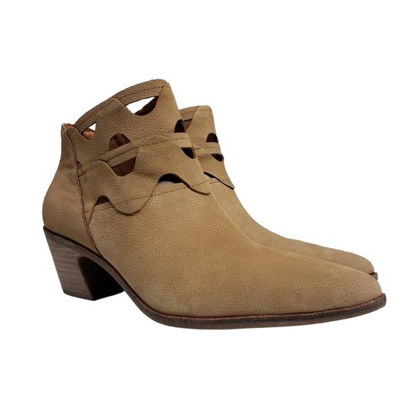 LUCKY BRAND Womens 8.5 Gezana Cutout Suede Bootie NEW - Picture 2 of 12